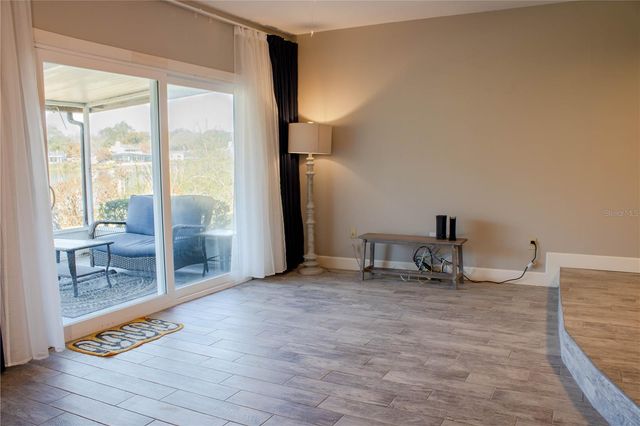 1920 E EDGEWOOD DRIVE P2, Lakeland, FL 33803