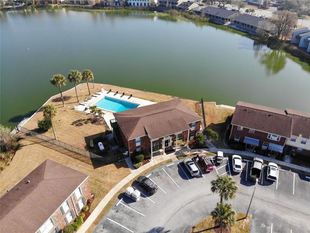 1920 E EDGEWOOD DRIVE P2, Lakeland, FL 33803