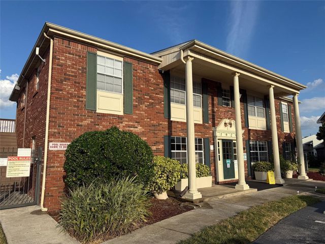 1920 E EDGEWOOD DRIVE P2, Lakeland, FL 33803