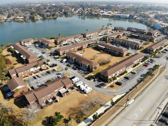 1920 E EDGEWOOD DRIVE P2, Lakeland, FL 33803