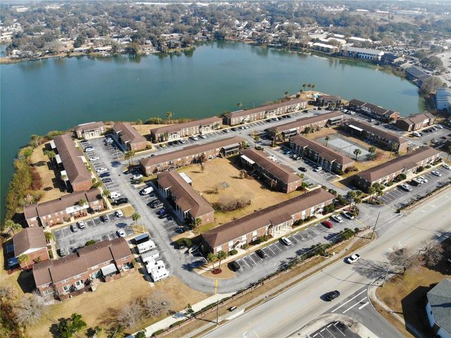 1920 E EDGEWOOD DRIVE P2, Lakeland, FL 33803