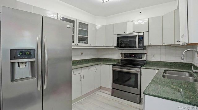 1608 Arkansas Drive, Valley Stream, NY 11580