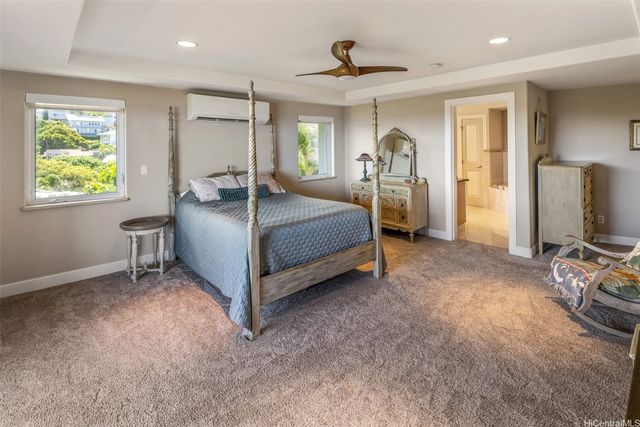5609 Poola Street A, Honolulu, HI 96821