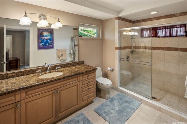 5609 Poola Street A, Honolulu, HI 96821