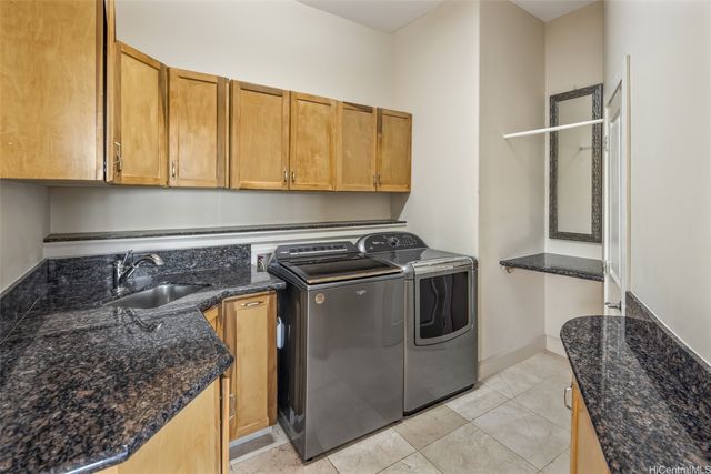 5609 Poola Street A, Honolulu, HI 96821