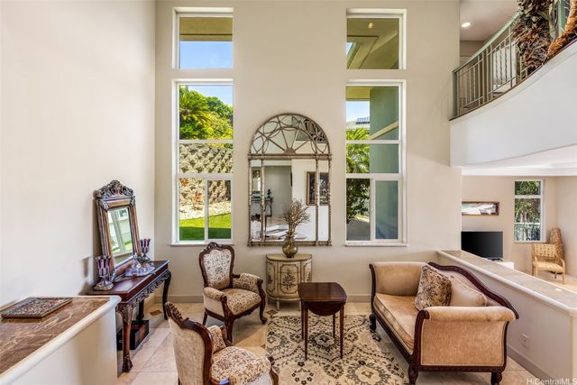 5609 Poola Street A, Honolulu, HI 96821