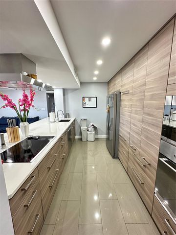 401 Golden Isles Dr 1013, Hallandale Beach, FL 33009