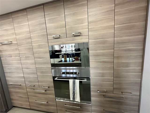 401 Golden Isles Dr 1013, Hallandale Beach, FL 33009