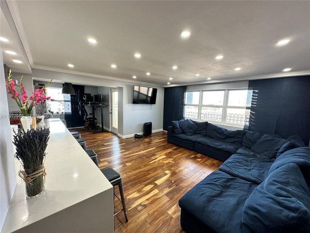 401 Golden Isles Dr 1013, Hallandale Beach, FL 33009