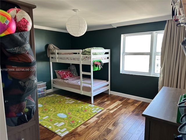 401 Golden Isles Dr 1013, Hallandale Beach, FL 33009