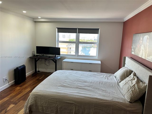 401 Golden Isles Dr 1013, Hallandale Beach, FL 33009