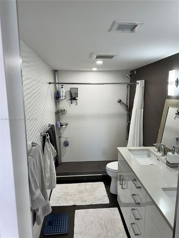 401 Golden Isles Dr 1013, Hallandale Beach, FL 33009