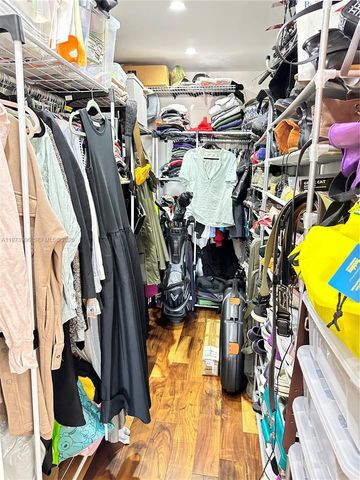 401 Golden Isles Dr 1013, Hallandale Beach, FL 33009