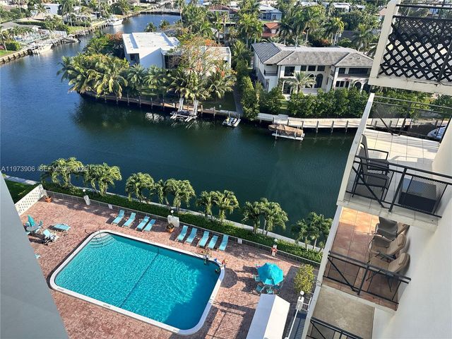 401 Golden Isles Dr 1013, Hallandale Beach, FL 33009