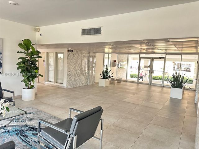 401 Golden Isles Dr 1013, Hallandale Beach, FL 33009