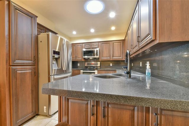 3713 River Oaks Drive, Norman, OK 73072