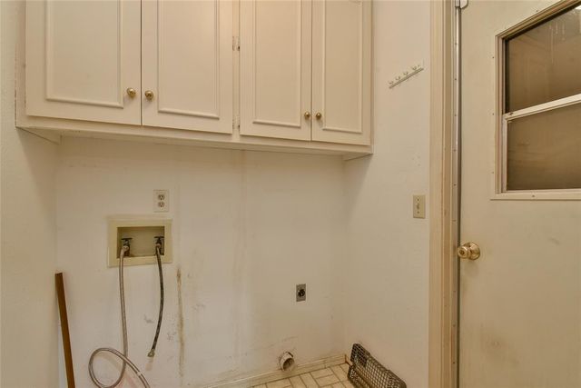 3713 River Oaks Drive, Norman, OK 73072