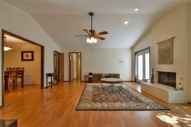 3713 River Oaks Drive, Norman, OK 73072