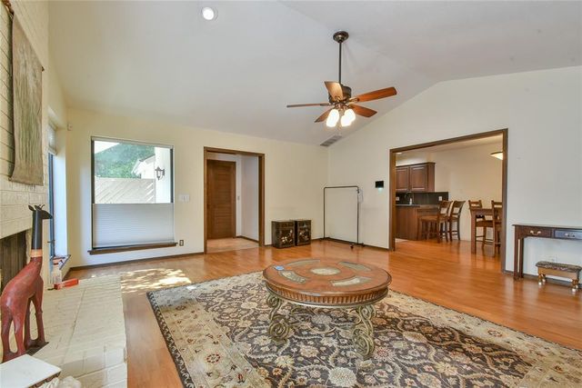 3713 River Oaks Drive, Norman, OK 73072