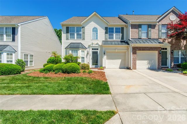 130 Autumn Falls Drive, Lake Wylie, SC 29710