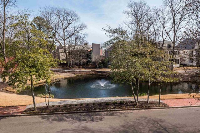 140 MARINA POINT LN, Memphis, TN 38103