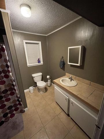 812 Lynnwood Avenue, Sulphur, LA 70663