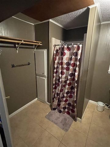 812 Lynnwood Avenue, Sulphur, LA 70663