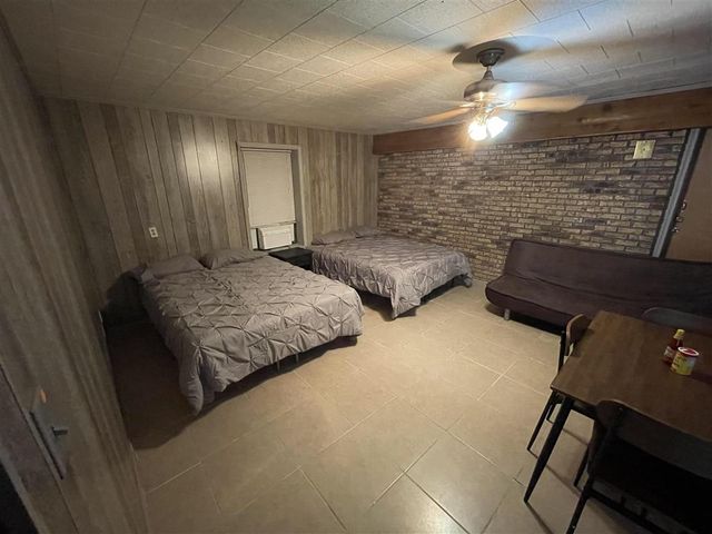 812 Lynnwood Avenue, Sulphur, LA 70663