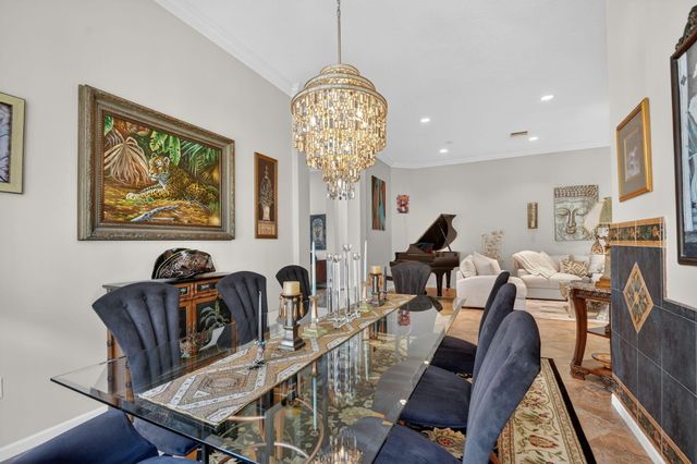 9842 Via Elegante, Wellington, FL 33411