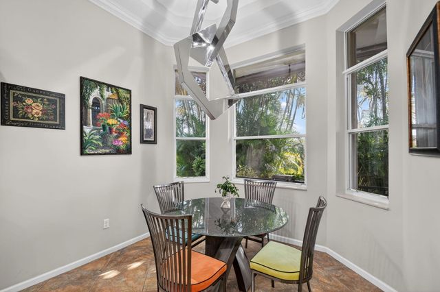 9842 Via Elegante, Wellington, FL 33411