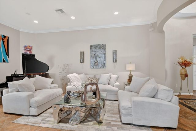 9842 Via Elegante, Wellington, FL 33411