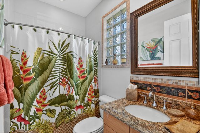 9842 Via Elegante, Wellington, FL 33411