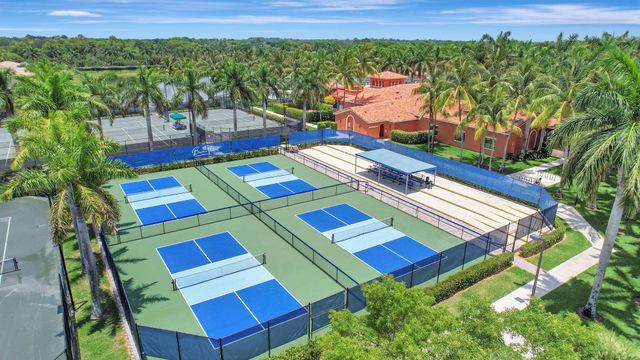 9842 Via Elegante, Wellington, FL 33411