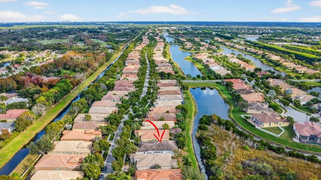 9842 Via Elegante, Wellington, FL 33411