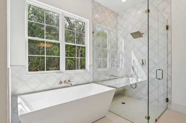 1716 Private, Burleson, TX 76028