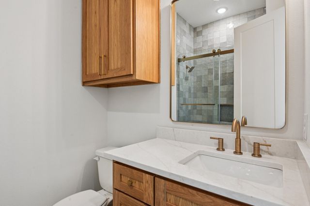 1716 Private, Burleson, TX 76028