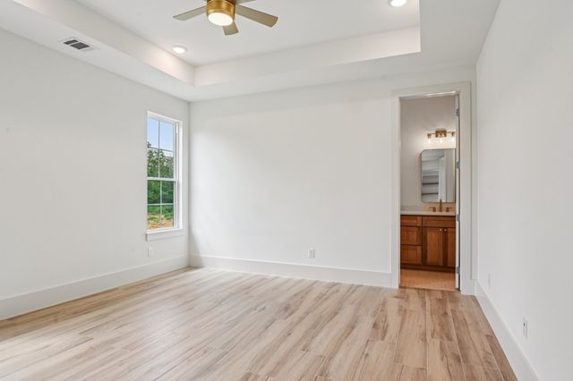 1716 Private, Burleson, TX 76028