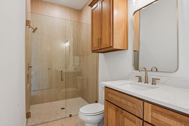 1716 Private, Burleson, TX 76028