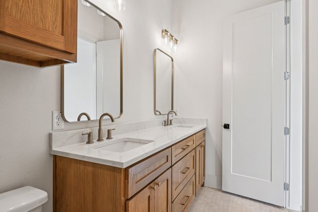1716 Private, Burleson, TX 76028
