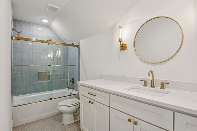 1716 Private, Burleson, TX 76028