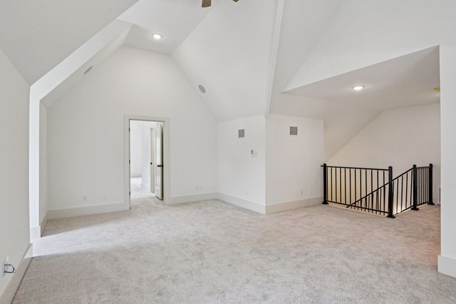 1716 Private, Burleson, TX 76028