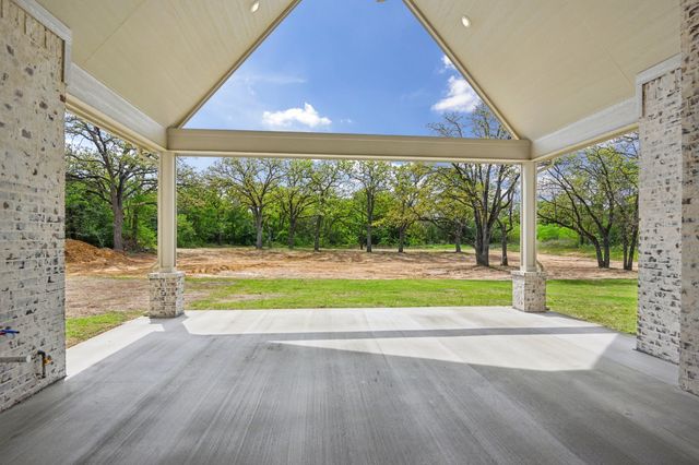 1716 Private, Burleson, TX 76028
