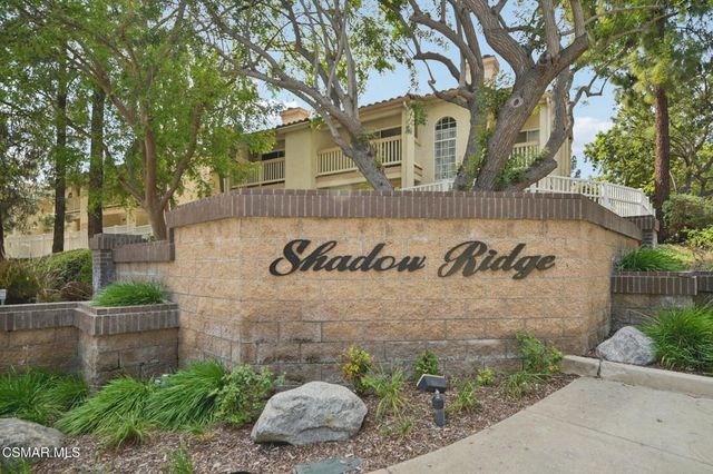 668 Oak Run Trail 103, Oak Park, CA 91377