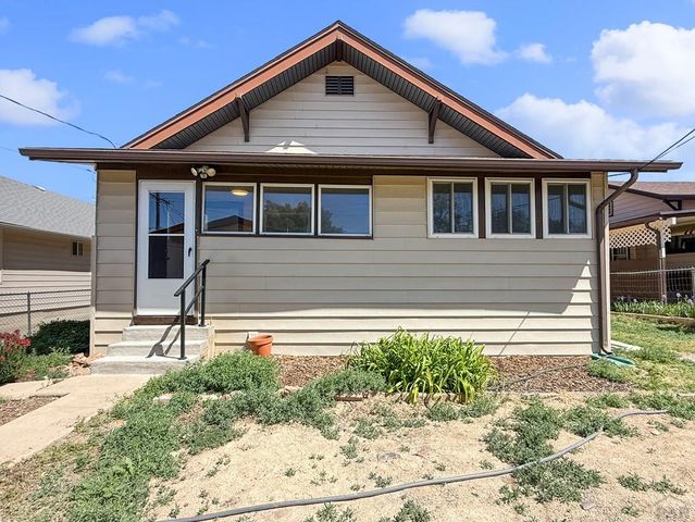 1206 E 6th St, Pueblo, CO 81001