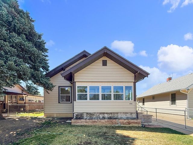 1206 E 6th St, Pueblo, CO 81001