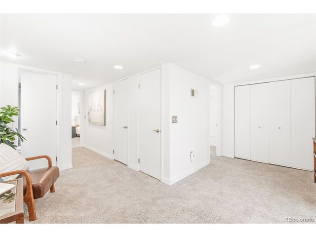 2433 N Irving St, Denver, CO 80211