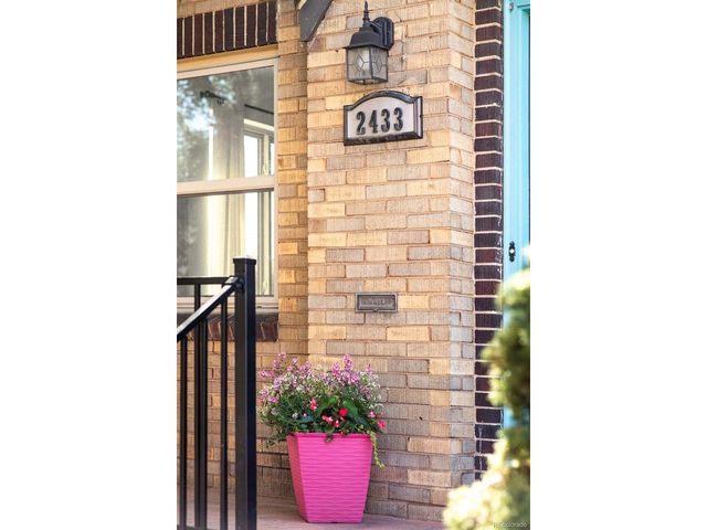 2433 N Irving St, Denver, CO 80211