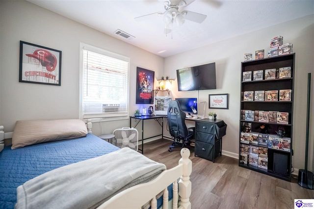 2656 Doe Valley Parkway East, Brandenburg, KY 40108