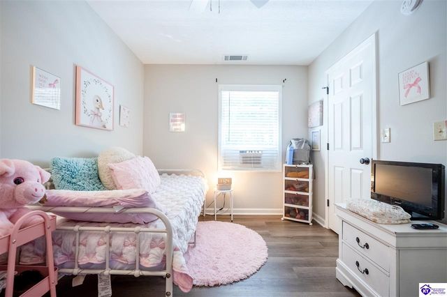 2656 Doe Valley Parkway East, Brandenburg, KY 40108