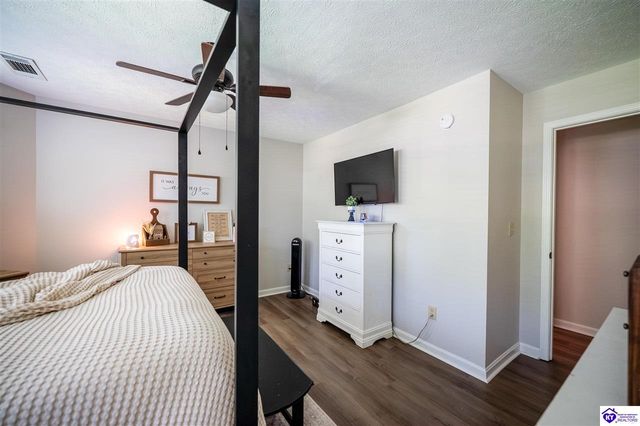2656 Doe Valley Parkway East, Brandenburg, KY 40108